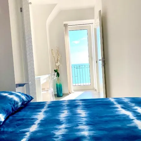 Bella Vista